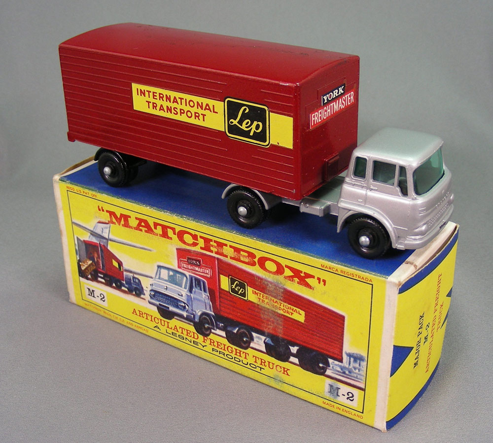 Matchbox Lesney Major Pack 9 - Camion Dei Pompieri Con Porte Doppie Interstate, Scala 1:64, Colore Rosso E Bianco, Modello Del 1964, Perfetto Per Collezionisti